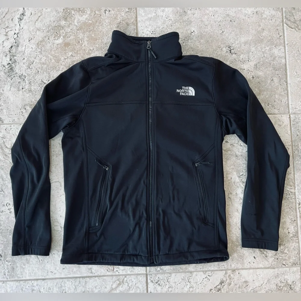 The North Face Men’s Apex Bionic Jacket in Black, size S